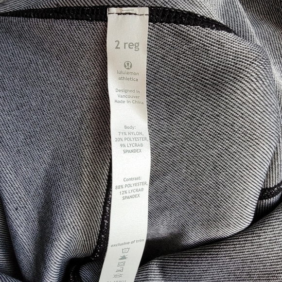 Lululemon Groove Flare Pant in Black Denim size 2 NWT - Picture 7 of 7